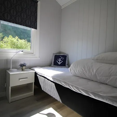 Steinsholen Flåm